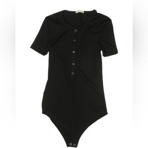 STR Black Short Sleeve Bodysuit M